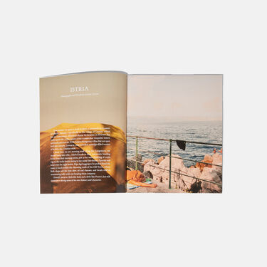 YOLO Magazine Issue No.2 Scarosso: Issue No.2 YOLOMAGA