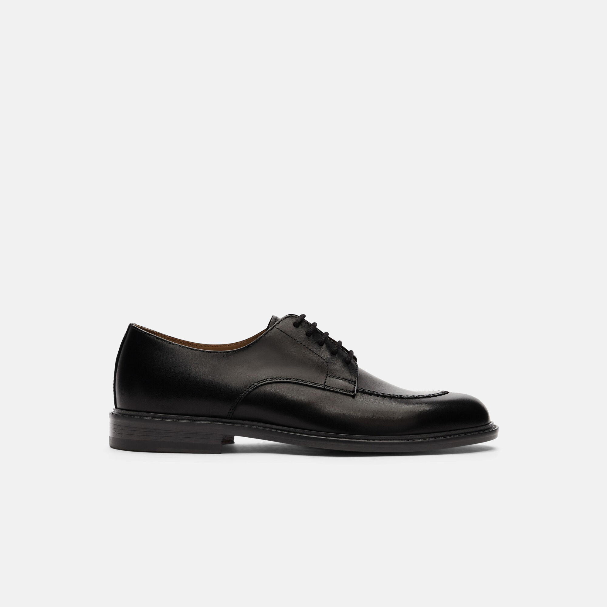 Chuck Black Scarosso: Black - Calf Chuck Black Scarosso: Black - Calf CHUCKDERB
