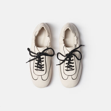 Riley Off White Scarosso: Off White - Calf RILEYSNEA