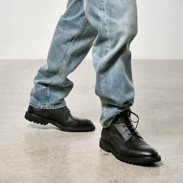 Jackie Grain Black Scarosso: Black - Calf JACKIEBOOT