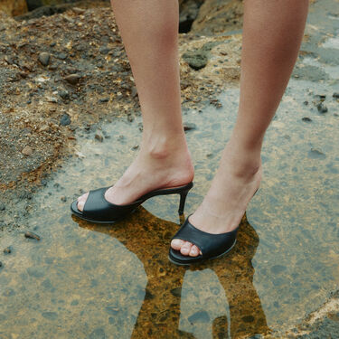 Lohan Black Scarosso: Black - Calf LOHANMULE