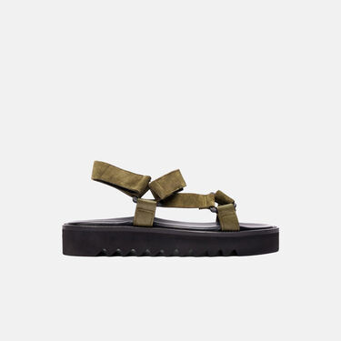 Wooster V Kaki Scamosciato Scarosso: Kaki - Camoscio WOOSTERVSAND