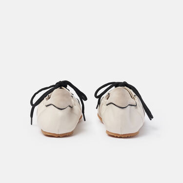 Riley Off White Scarosso: Off White - Calf RILEYSNEA
